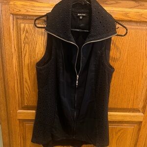 Black Sleeveless Top